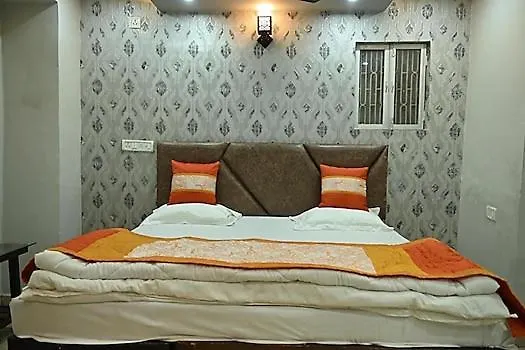 Aroha Homestay Varanasi Indien